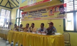KPU Kota Padang Verifikasi Partai Golkar dan PDI Perjuangan