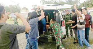 Tiga Anggota TNI Gugur Ditembak di Papua