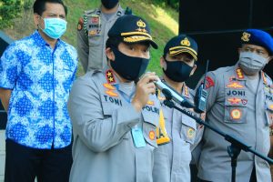 Kapolda Sumbar Lepas Tim Sosialisasi PSBB di Kota Padang
