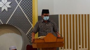 Gubernur Irwan Prayitno Laksanakan Shalat Gerhana Matahari di Masjid Raya Sumbar