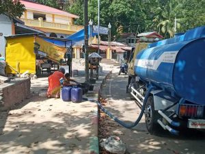 Perumda Air Minum Kota Padang Peduli Musim Kemarau Bagikan Air Ke Masyarakat