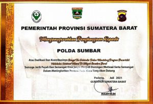 Polda Sumbar Terima Penghargaan dari Pemerintah Provinsi Sumatera Barat
