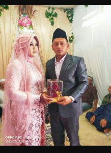 Pernikahan Nur Anisa Pimpinan Perusahaan Media Investigasi News Bersama Munif Berlangsung Lancar dan Khidmat