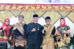 Gubernur Sumbar: Jadikan HUT Kota Padang ke-353 Momentum Lestarikan Budaya Etnis