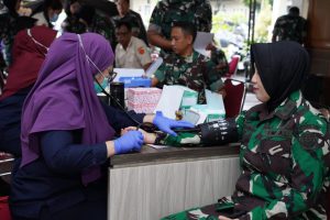Peringati HUT Ke-1, Pusat Psikologi TNI Gelar Donor Darah