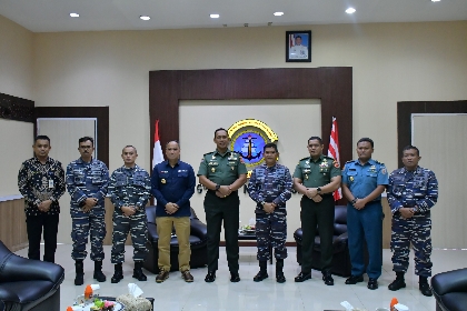Danlantamal VI Makassar Terima Kunjungan Kas Kogabwilhan II dan Ka Bakamla Zona Maritim Tengah