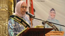 Dibuka Bunda PAUD Ny. Genny Hendri Septa, Pendidik PAUD se-Kota Padang Siap Cegah Stunting
