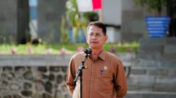 Editiawarman Pimpin Apel Pagi  ASN di Lingkup Pemkab Solok