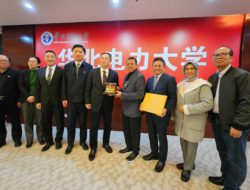 Rektor UNP Kunjungi Perguruan Terbaik di Beijing