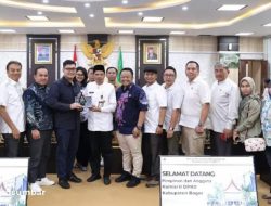Terima Kunjungan Kerja DPRD Kabupaten Bogor, Sekwan Raflis: Kami Sangat Terbuka dengan Berbagai Pengalaman