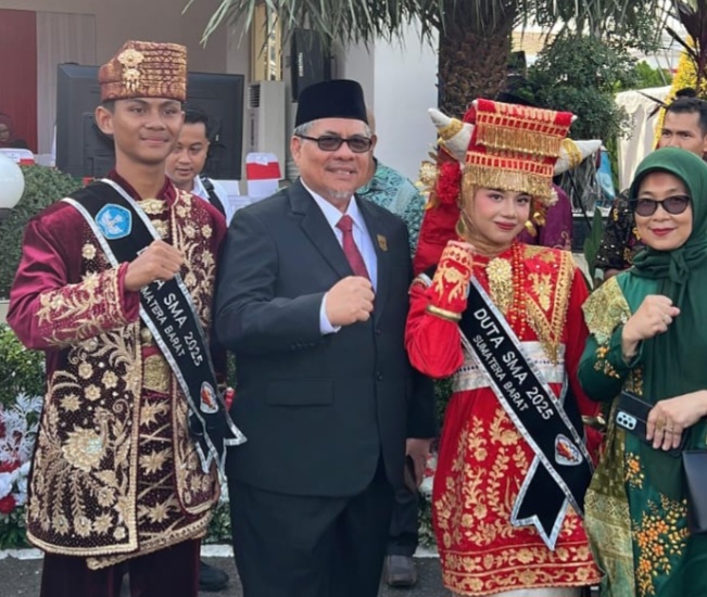 Ketua DPRD Sumbar Muhidi : Mari Isi Kemerdekaan Dengan Jalani Peran Masing-Masing Sebaik Mungkin