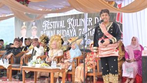 Wagub Vasko Ruseimy: Pawai Budaya Jadi Modal Sosial Bangun Kabupaten Solok