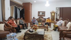 Ketua DPRD Sumbar Silaturahmi dengan KPID Bahas Regulasi Konten Lokal dan Penguatan Literasi