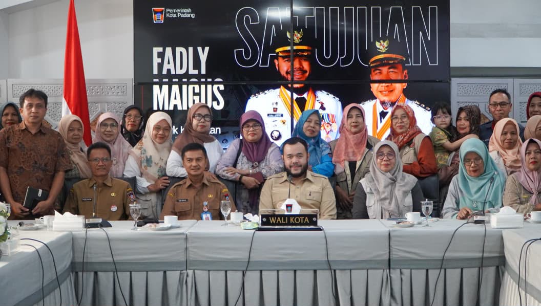 Fadly Amran Perkuat Gerakan Pilah Sampah, Targetkan Padang Jadi Kota Terbersih Nomor 1 di Indonesia