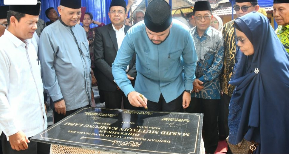 Walikota Padang Resmikan Masjid Muttaqin Kampung Lapai Nanggalo
