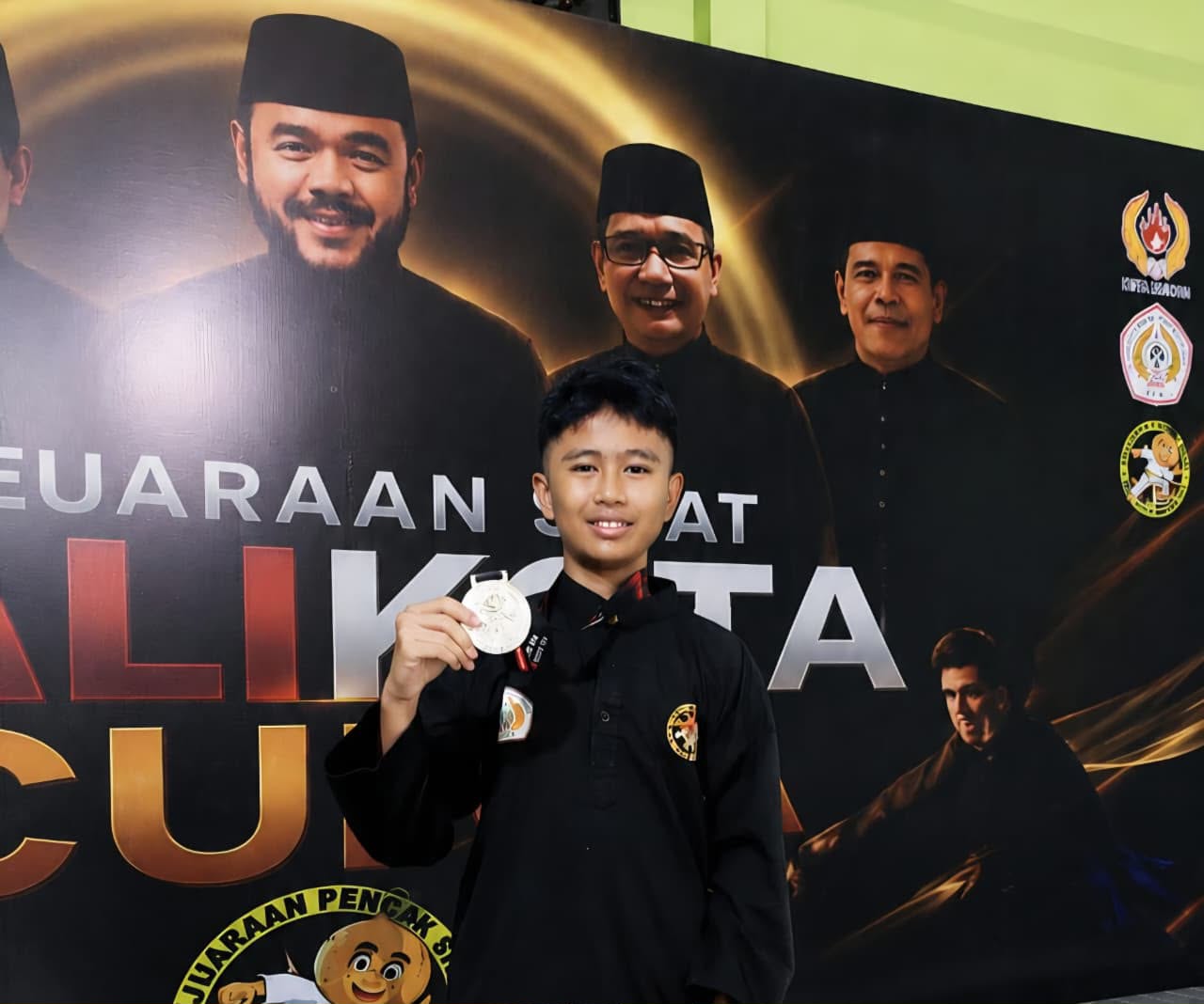 Dari Karate Hingga Pencak Silat, Siswa SMP Negeri 2 Padang Ukir Deretan Prestasi