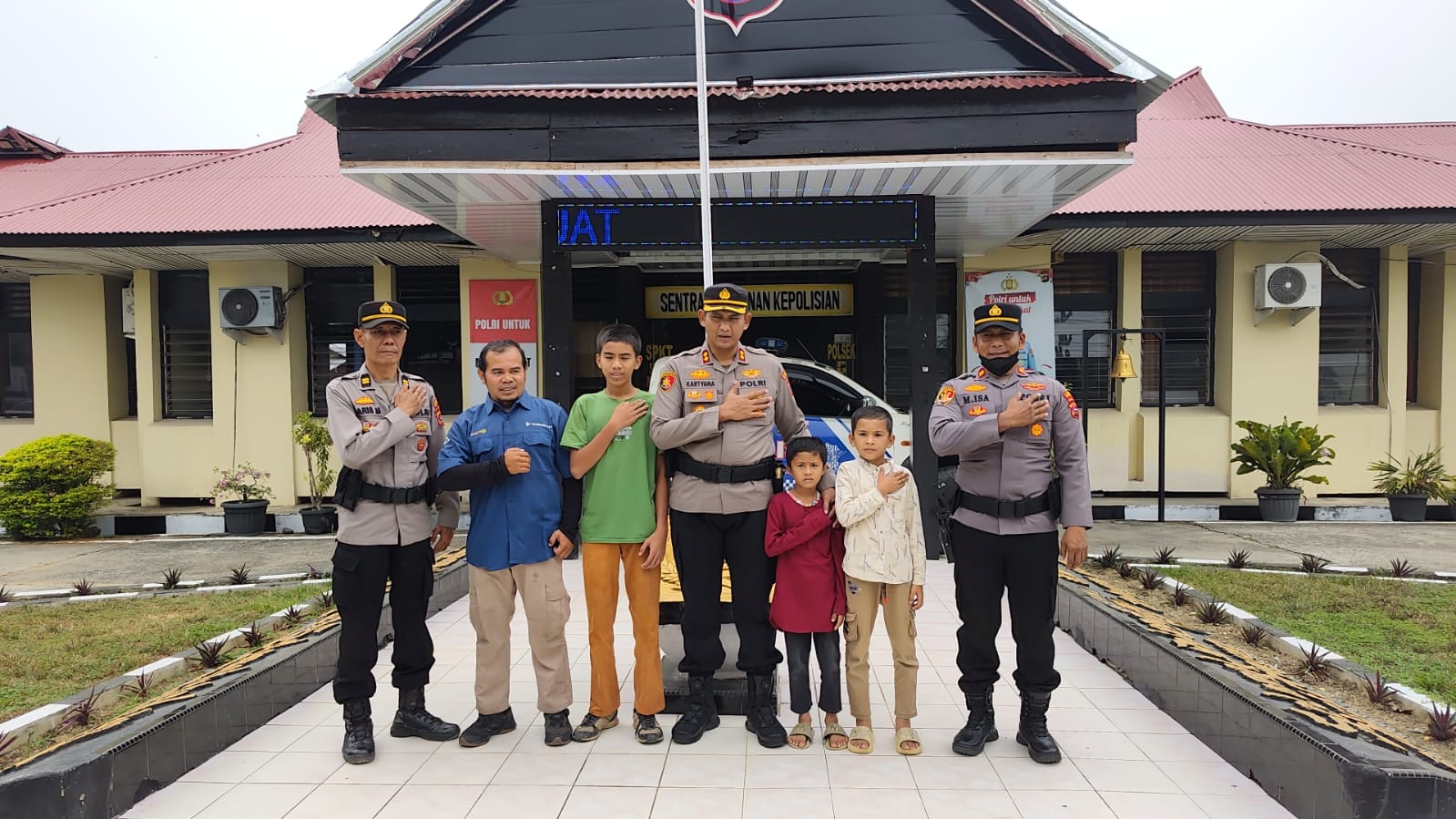 3 Orang Atlit Padang Climber Dilepas Kapolres Dharmasraya Menuju Kejurprov Sawahlunto