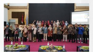 Ketua DPRD Sumbar Muhidi Tegaskan Guru Kunci Utama Lahirkan Generasi Emas